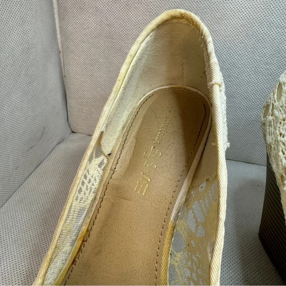 American Eagle Krissy Crochet Lace Peep Toe Wedge  Women Size 6.5 - Picture 8 of 11